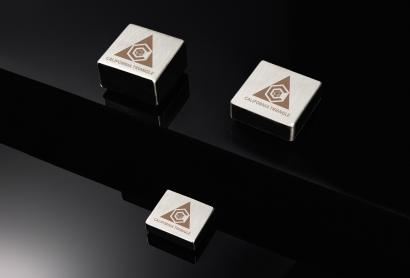Main Functions of Crystal Oscillators and Their Applications in Modern Society